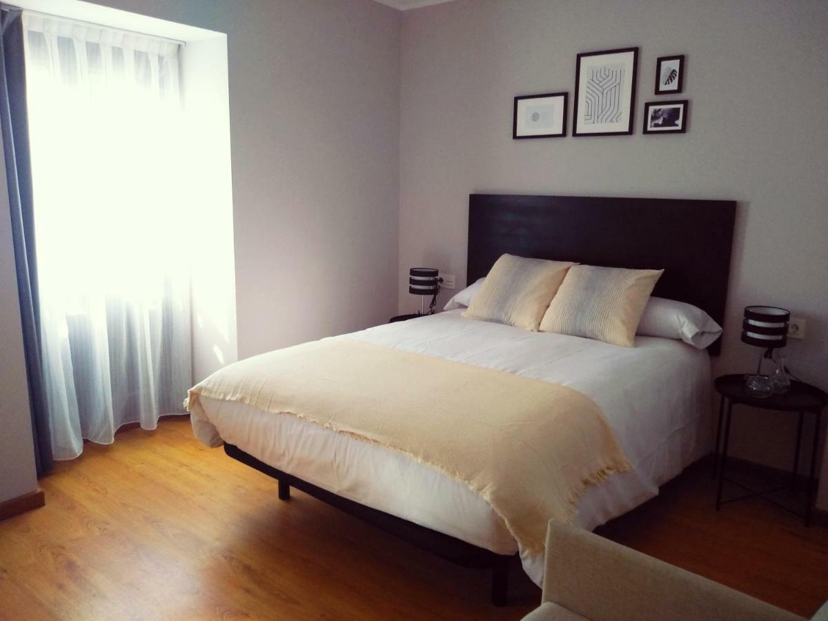 Apartamentos Prestin Onís Eksteriør billede