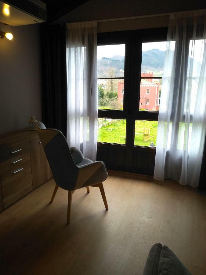 Apartamentos Prestin Onís Eksteriør billede